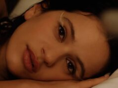 ‘Lux’ de Rosalía se torna seu primeiro álbum no Top 10, estreando na quarta posição 'Lux' de Rosalía se torna seu primeiro álbum no Top 10, estreando na quarta posição