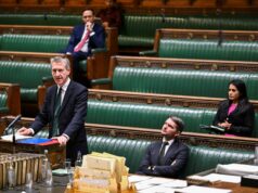 MI5 da Grã-Bretanha alerta legisladores sobre espiões chineses se passando por ‘caçadores de cabeças’ MI5 da Grã-Bretanha alerta legisladores sobre espiões chineses se passando por 'caçadores de cabeças'