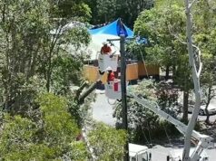 Mais clima selvagem a caminho enquanto Queensland se recupera após fortes tempestades As tempestades atingiram o sudeste de Queensland mais uma vez, mas também atingiram mais a oeste, perto de Toowoomba.