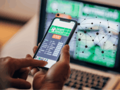 Mais de 5 milhões de pessoas querem parar de jogar, mostra novo estudo IGSA planeja estrutura de melhores práticas de IA para orientar os reguladores de jogos de azar. Uma pessoa usando um smartphone para acessar uma plataforma de apostas esportivas ao vivo, com a tela de um laptop exibindo conteúdo de apostas semelhante em segundo plano. Uma sobreposição de rede digital simboliza a inteligência artificial e as conexões de dados na indústria de jogos de azar. Mais de 5 milhões de pessoas querem parar de jogar, mostra novo estudo