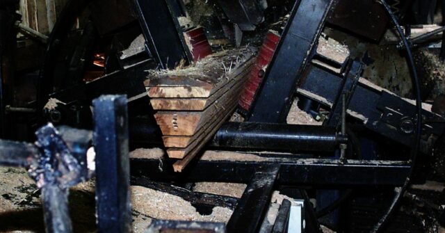 Mais de 70 empregos perdidos no fechamento repentino da serraria da cidade
