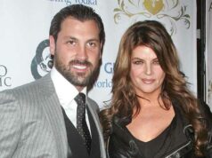 Maks Chmerkovskiy reage a ‘DWTS’ In Memoriam Tribute to Kirstie Alley Maks Chmerkovskiy relembra Kirstie Alley dizendo que estava seduzindo durante o ensaio
