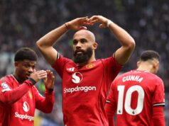 Man Utd deu duplo impulso com Bryan Mbeumo depois que Camarões sofreu pesadelo na Copa do Mundo ícone de correio