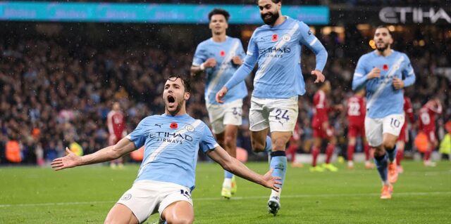 Manchester City x Liverpool - Premier League AO VIVO: último placar e atualizações enquanto a estrela marca um gol sensacional para colocar o City no controle
