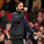 Jogadores do Manchester United comemoram gol