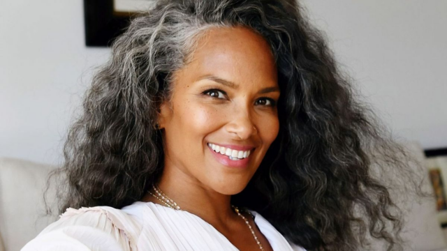 Mara Brock Akil receberá o prêmio Norman Lear de 2026 Poker Face