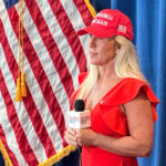 Desenho animado de Mike Luckovich