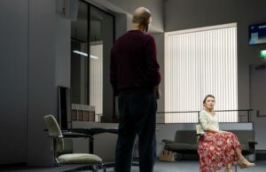 Mark Strong e Lesley Manville impulsionam o elegante remake de ‘Édipo’ de Robert Icke na Broadway Mark Strong e Lesley Manville impulsionam o elegante remake de 'Édipo' de Robert Icke na Broadway