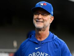 Mattingly deixa Jays; Schneider retornará em 26 Mattingly deixa Jays; Schneider retornará em 26