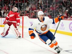 Max Shabanov já parece um roubo dos Islanders com uma emergência emocionante Max Shabanov comemora durante o jogo Islanders-Red Wings em 20 de novembro de 2025.
