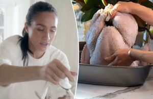 Meghan Markle assada como ‘Salmonella Sussex’ na gafe do peru no Dia de Ação de Graças Meghan Markle assada como 'Salmonella Sussex' na gafe do peru no Dia de Ação de Graças