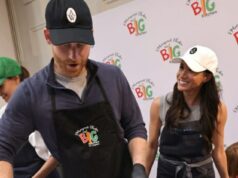 Meghan Markle e Príncipe Harry levam Lilibet para assar biscoitos para os necessitados na véspera do Dia de Ação de Graças O duque e a duquesa de Sussex foram voluntários na Our Big Kitchen Los Angeles e ajudaram a preparar refeições para distribuir por Los Angeles