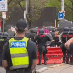 A polícia espera evitar cenas violentas testemunhadas num protesto e contraprotesto semelhante em 19 de outubro.