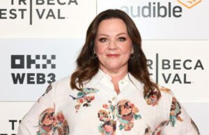Melissa McCarthy apresentará ‘SNL’ em dezembro com o convidado musical Dijon Melissa McCarthy apresentará 'SNL' em dezembro com o convidado musical Dijon