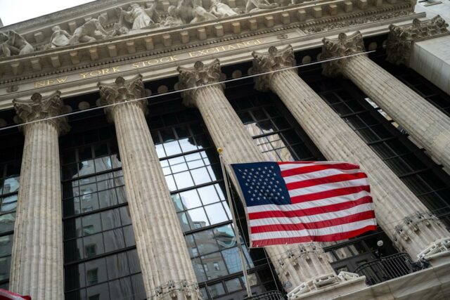 Mercado de ações hoje: Dow, S&P 500, futuros do Nasdaq Mercado de ações hoje: Dow, S&P 500, futuros do Nasdaq caem depois que a queda das ações se aprofunda antes dos lucros da Nvidia e dados de empregos