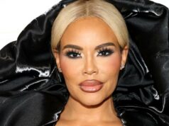 Mia Thornton, ex-aluna de ‘RHOP’, presa em Atlanta sob suspeita de roubo de móveis de US $ 11.000 Mia Thornton, ex-aluna de 'RHOP', presa em Atlanta sob suspeita de roubo de móveis de US $ 11.000