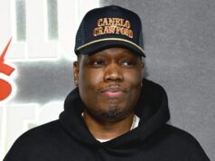 Michael Che chama o SNAP Freeze de ‘realmente fodido’: continuo vendo ‘vídeos racistas celebrando famílias (principalmente negras) que não conseguem comprar mantimentos’ Michael Che chama o SNAP Freeze de 'realmente fodido': continuo vendo 'vídeos racistas celebrando famílias (principalmente negras) que não conseguem comprar mantimentos'