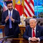 Donald Trump apertando a mão de Zohran Mamdani no Salão Oval.