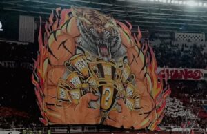Mídia estrangeira surpresa ao ver Tifo Persija Jakarta no GBK: Incrível! Mídia estrangeira surpresa ao ver Tifo Persija Jakarta no GBK: Incrível!