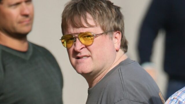 Mike Smith, estrela de 'Trailer Park Boys', acusado de agressão Mike Smith, estrela de 'Trailer Park Boys', acusado de agressão sexual (relatório)