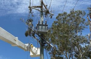 Milhares de pessoas vão sufocar sem energia enquanto o mercúrio sobe novamente em Queensland Milhares de pessoas vão sufocar sem energia enquanto o mercúrio sobe novamente em Queensland