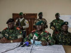 Militares da Guiné-Bissau nomeiam general como presidente de transição após golpe Militares da Guiné-Bissau nomeiam general como presidente de transição após golpe