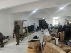 Militares de Mianmar invadem centro de golpes online e prendem quase 350 na fronteira com a Tailândia Militares de Mianmar invadem centro de golpes online e prendem quase 350 na fronteira com a Tailândia