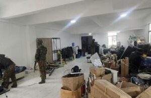 Militares de Mianmar invadem centro de golpes online e prendem quase 350 na fronteira com a Tailândia Militares de Mianmar invadem centro de golpes online e prendem quase 350 na fronteira com a Tailândia