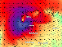 Ministro alerta que ciclone está a mudar de direcção Ministro alerta que ciclone está a mudar de direcção