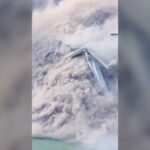 Momento em que ponte recém-inaugurada desaba na China