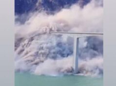 Momentos em que a ponte Hongqi, na China, desabou, apesar de ter acabado de ser inaugurada Momentos em que a ponte Hongqi, na China, desabou, apesar de ter acabado de ser inaugurada