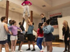 Monica Aldama de ‘Cheer’ fornece ao ‘Stumble’ da NBC o impulso que seus criadores desejavam Monica Aldama de 'Cheer' fornece ao 'Stumble' da NBC o impulso que seus criadores desejavam