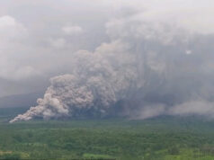Monte Semeru, na Indonésia, entra em erupção em Java Oriental Monte Semeru, na Indonésia, entra em erupção em Java Oriental