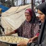 Mulher de Gaza cega em ataque israelense abre padaria para subsistir e ter esperança