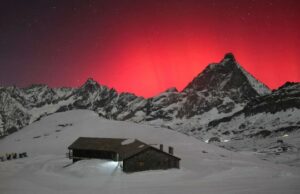 NAS FOTOS | Stargazers tratados com mais luzes do norte NAS FOTOS | Stargazers tratados com mais luzes do norte