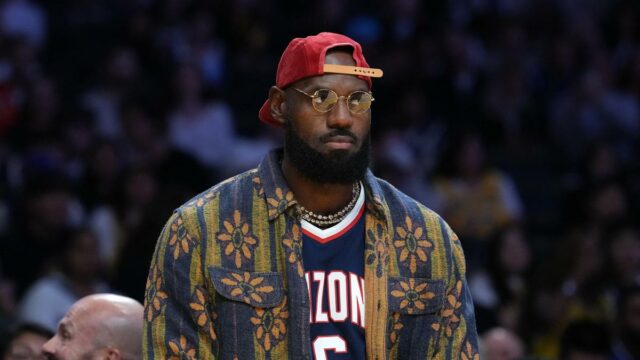 NBA: LeBron James treinará com o afiliado da G League do Los Angeles Lakers, mostrando mais progresso em seu retorno
