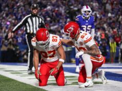 NFL anuncia decisão de punição após incidente com Travis Kelce Travis Kelce suffered a crushing hit from the Buffalo Bills.