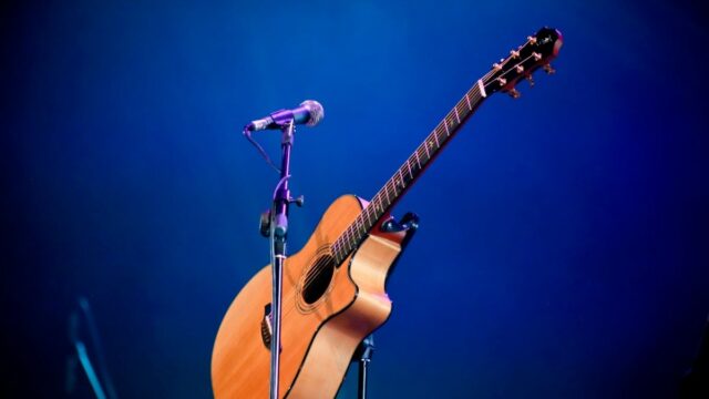 Não, aquela música country da IA ​​​​não está em primeiro lugar na parada da Billboard. Sim, é terrível.
