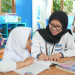 Não são solteiros, mas capacitadores: dezenas de milhares de graduados do ensino médio/profissional tornam-se impulsionadores econômicos de "pessoas pequenas" por meio do PNM