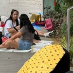 A área comercial da Orchard Road é um farol de riqueza.