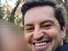 Neonazista levado para detenção de imigração após visto cancelado em manifestação Um homem sul-africano foi detido depois de ser avistado em frente a um manifestante neonazista.