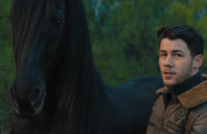 Nick Jonas e Danny DeVito retornando para ‘Jumanji 3’ na Columbia Pictures Nick Jonas e Danny DeVito retornando para 'Jumanji 3' na Columbia Pictures