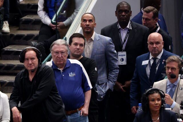 Nico Harrison reage ao ser demitido repentinamente por Mavericks Nico Harrison reage ao ser demitido repentinamente por Mavericks