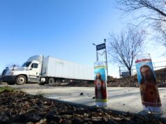 No acidente de Livermore que matou 3 adolescentes, caminhoneiro foi condenado à educação de motorista No acidente de Livermore que matou 3 adolescentes, caminhoneiro foi condenado à educação de motorista