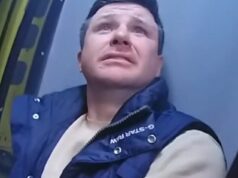 No momento em que o homem que atropelou e matou o irmão de sua namorada na noite em que se conheceram soluça ‘Vou para a cadeia!’ quando ele é preso pela polícia No momento em que o homem que atropelou e matou o irmão de sua namorada na noite em que se conheceram soluça 'Vou para a cadeia!' quando ele é preso pela polícia