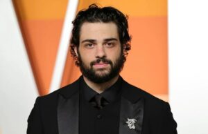 Noah Centineo nas negociações finais para liderar a prequela de ‘Rambo’ enquanto Lionsgate fecha acordo para projetos de reinicialização e TV Noah Centineo nas negociações finais para liderar a prequela de 'Rambo' enquanto Lionsgate fecha acordo para projetos de reinicialização e TV