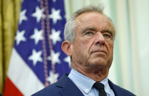 Nolte: Foto da capa do Disgraced Atlantic faz com que RFK Jr. pareça um fanático pateta Nolte: Foto da capa do Disgraced Atlantic faz com que RFK Jr. pareça um fanático pateta