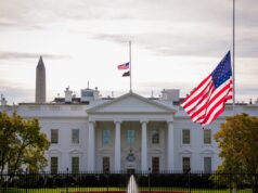 Nova placa aparece na Casa Branca Nova placa aparece na Casa Branca