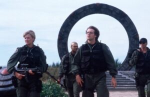 Nova série de TV ‘Stargate’ encomendada na Amazon pelo criador de ‘Blindspot’ Martin Gero Nova série de TV 'Stargate' encomendada na Amazon pelo criador de 'Blindspot' Martin Gero
