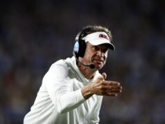 Novos candidatos a treinamento da LSU surgem em meio à saga Lane Kiffin Lane Kiffin of the Mississippi Rebels.